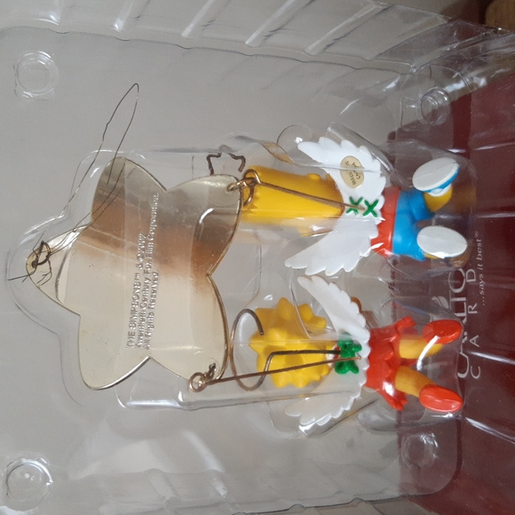 Carlton Tree Ornament - Picture 6 of 8